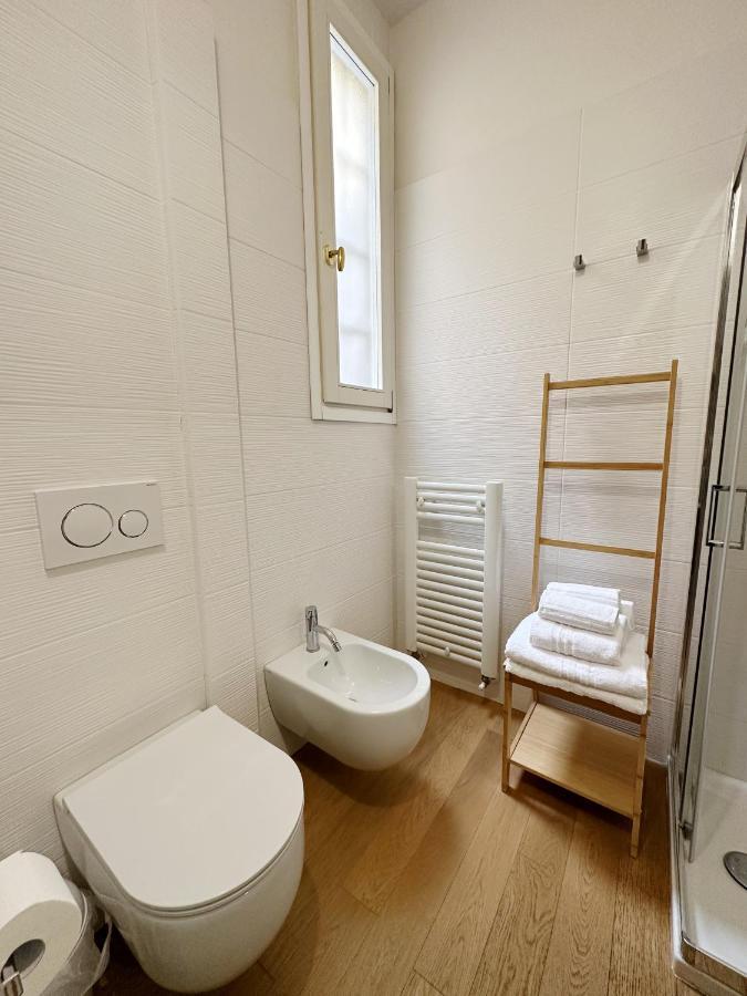 Koro'S Apartments Болоня Екстериор снимка